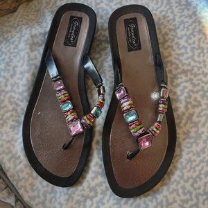 Womans Footwear Grandco Beaded Jeweled Comfort Sandals Size 11